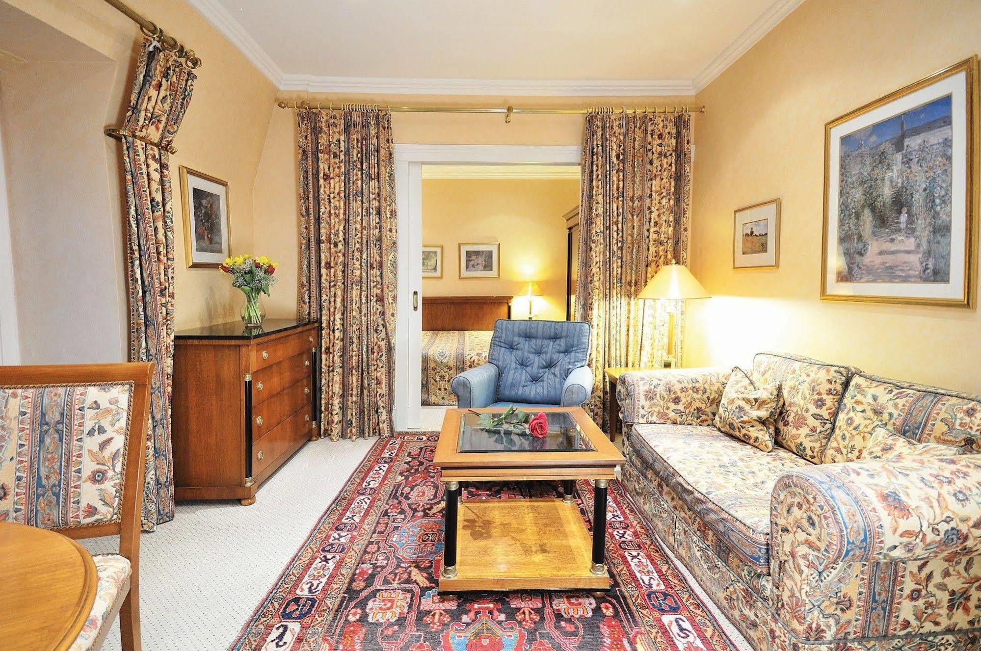 Hotel Residenz Am Rosengarten バート・キッシンゲン エクステリア 写真